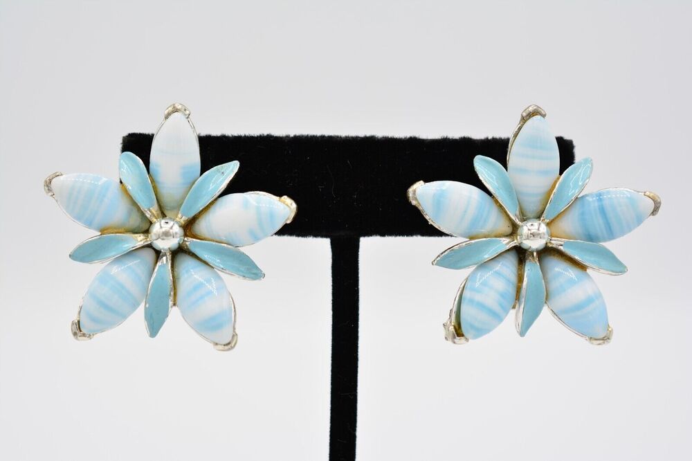 Art Vintage Flower Clip On Earrings Blue White Chunky Silver Signed 1940s BinAG